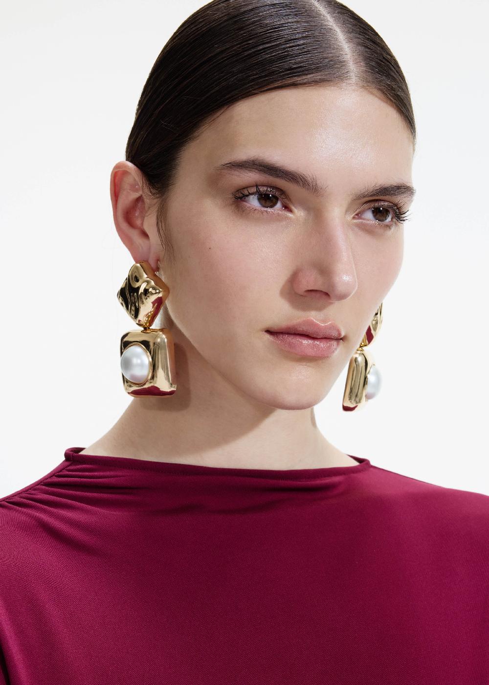 Self Portrait Mottled Gold Pearl Tiered Earrings JEWELLERY