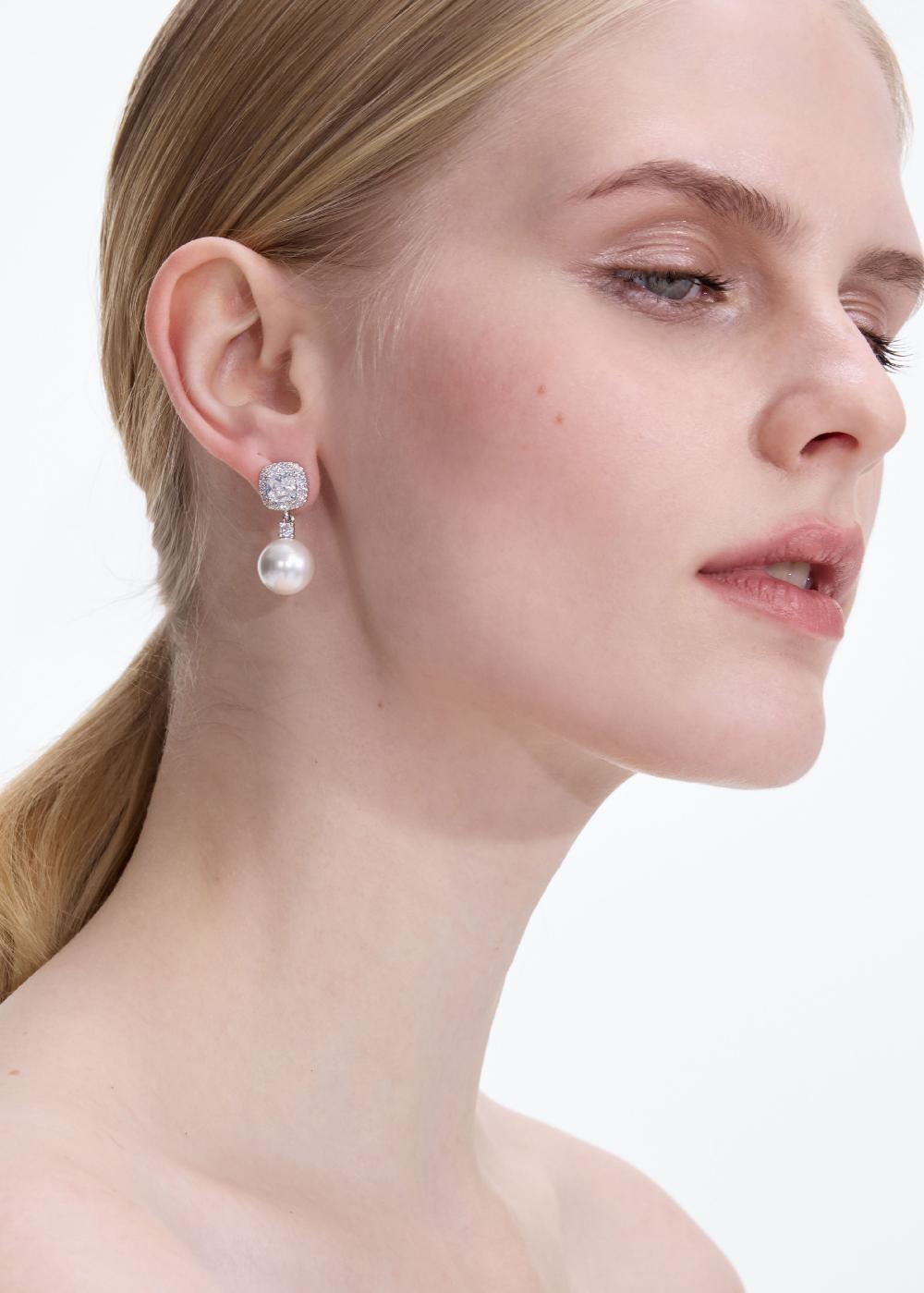 Self Portrait Crystal Pearl Earrings JEWELLERY