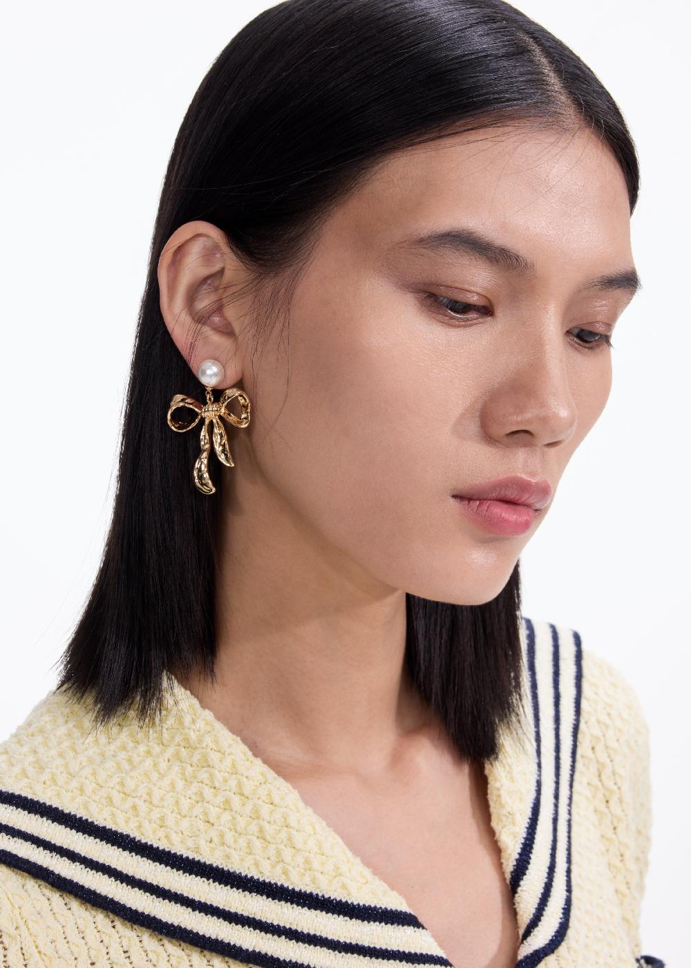 Self Portrait Mottled Gold Bow Earrings JEWELLERY