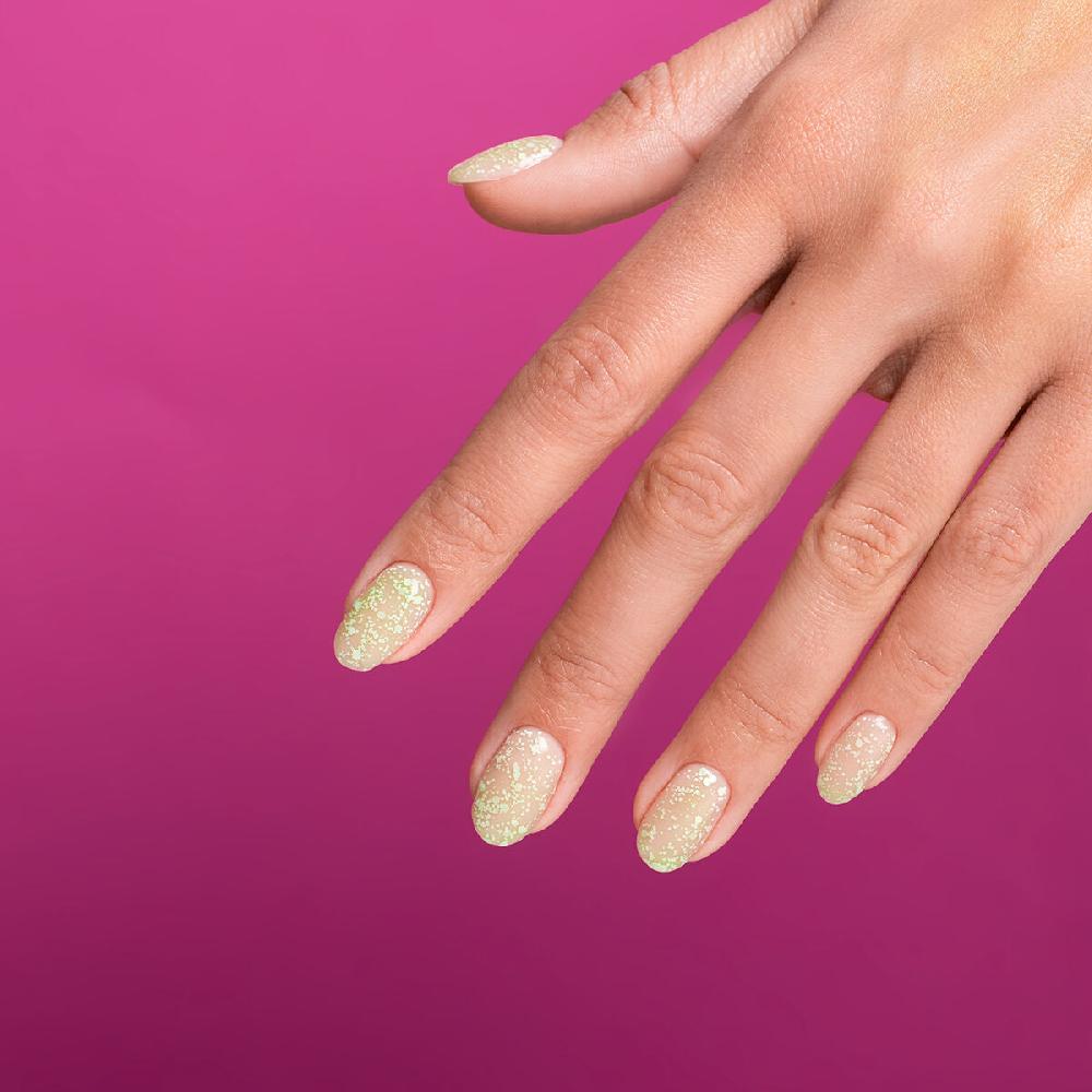 Semilac 494 Frozen Pistachios - Semilac Soak Off Gel / Hybrid Nail Polish UV Hybrid Color