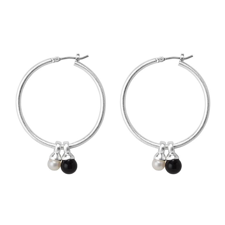 sence copenhagen Essentials Be A Star earrings with Pearl and black Agate matt silver plated - 3.5 CM