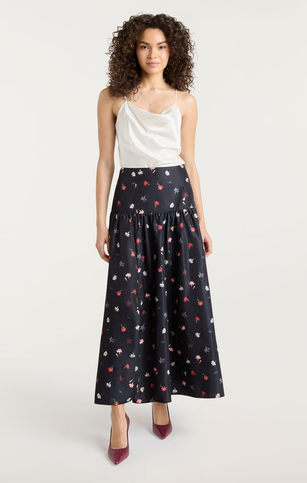 Sept Cinq Tumbling Carnations Theora Skirt Skirt