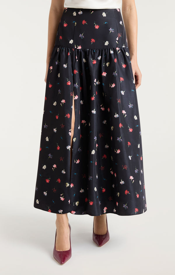 Sept Cinq Tumbling Carnations Theora Skirt Skirt