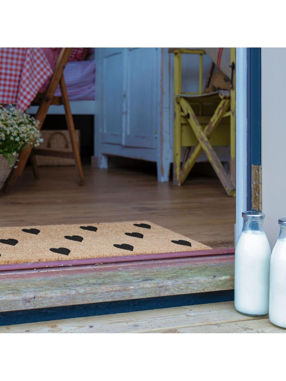 seraphine Artsy Mats Natural and Black Hearts Patio Doormat