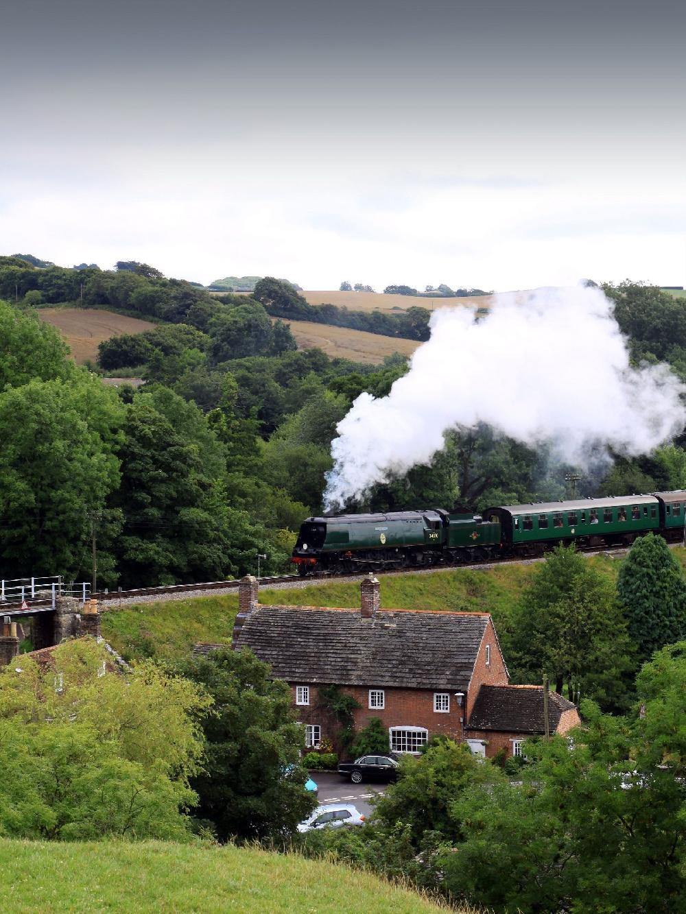 seraphine AS Steam Train Ride For Two Gift Experience