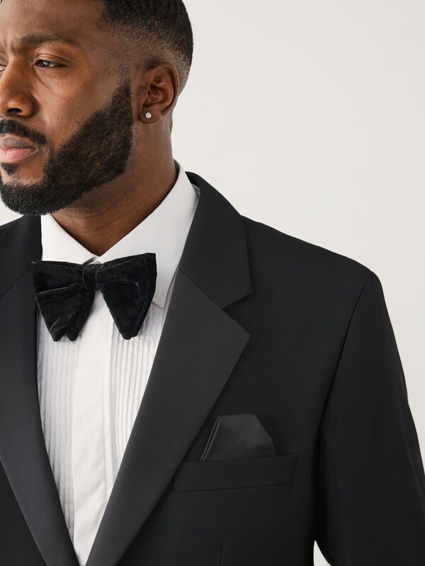 Seraphine Black Muscle Fit Motionflex Stretch Tuxedo Suit Jacket