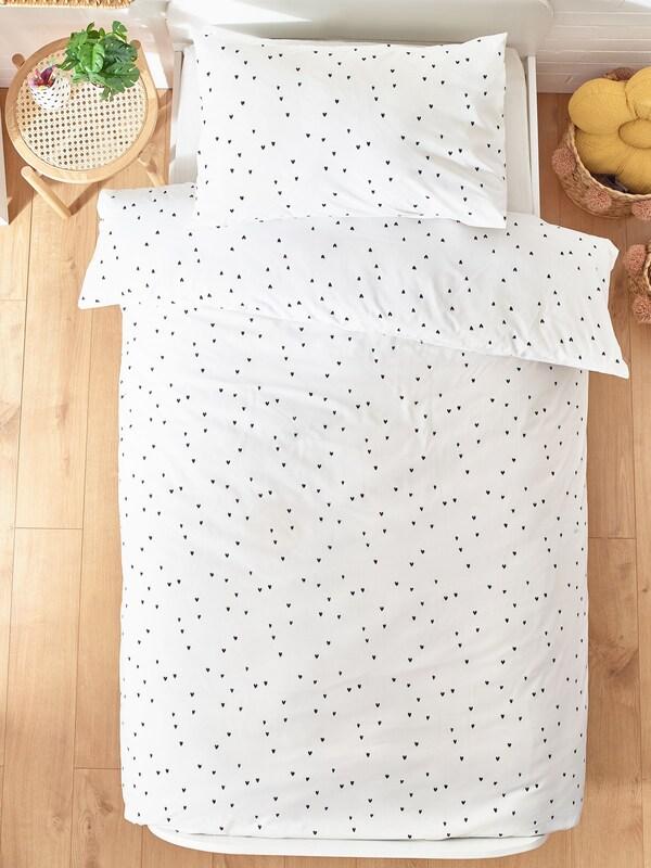 Seraphine Black/White Hearts Reversible Duvet Cover And Pillowcase Set