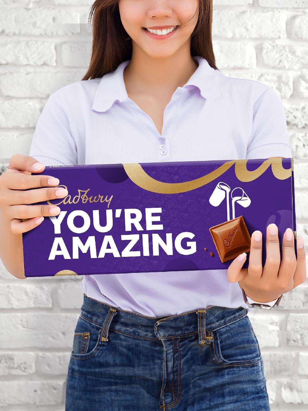 seraphine Cadbury Dairy Milk You're Amazing Chocolate Bar 850g