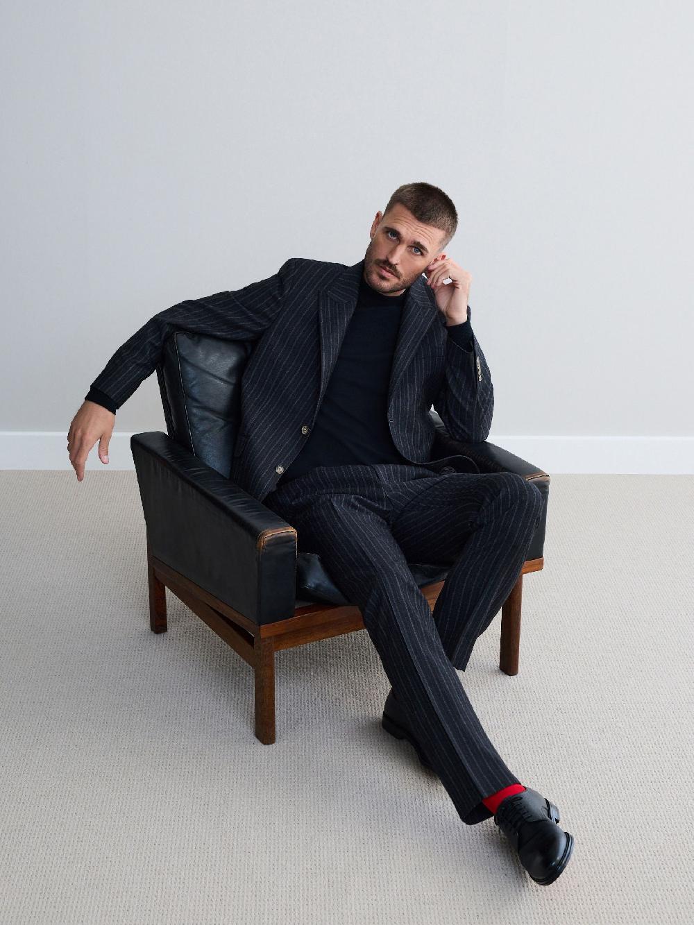 seraphine Charcoal Grey Tailored Fit Tailored Fit Signature Empire Mills 100% British Wool Stripe Suit Jacket