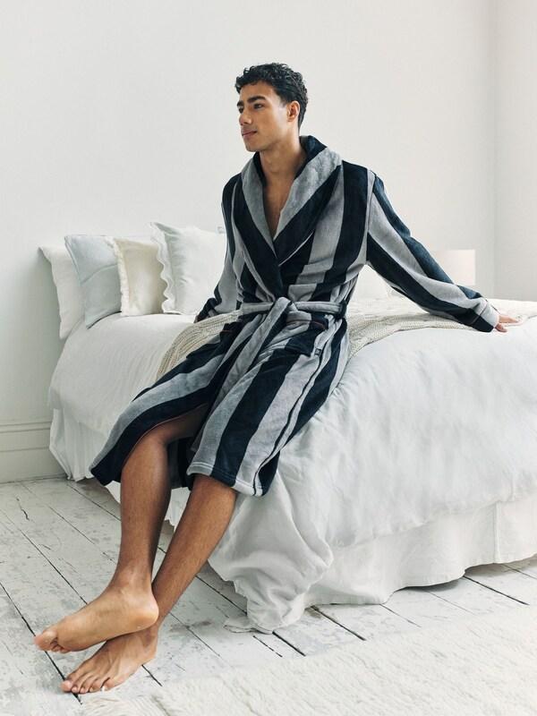 Seraphine Chelsea Peers Blue Fleece Stripe Dressing Gown