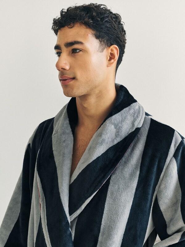 Seraphine Chelsea Peers Blue Fleece Stripe Dressing Gown
