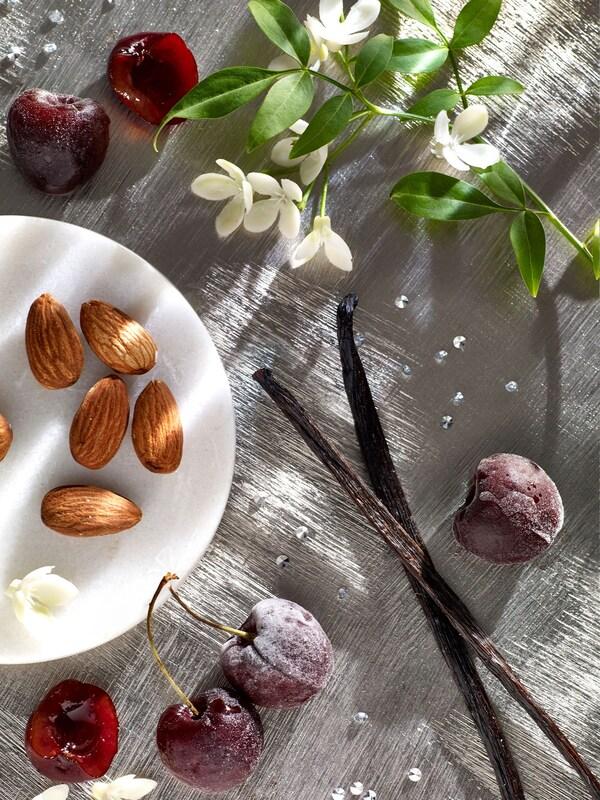 Seraphine Cherry & Almond Hearts And Bows Valentines Pillar Candle