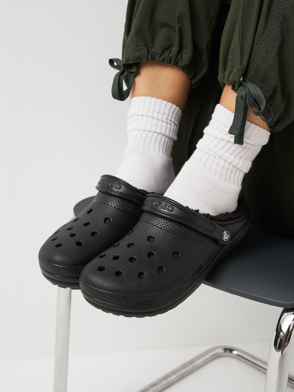 seraphine Crocs Black Adult Classic Fleece Lined Clogs
