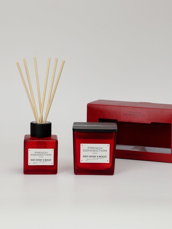 Seraphine French Connection Red Square Range Cherry Merlot 200G Candle And 100ML Reed Diffuser Gift Set