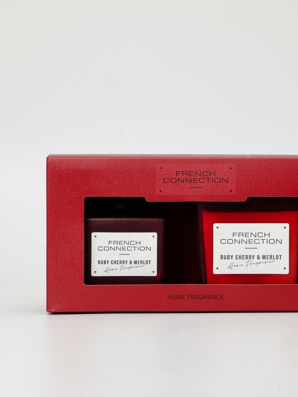 Seraphine French Connection Red Square Range Cherry Merlot 200G Candle And 100ML Reed Diffuser Gift Set