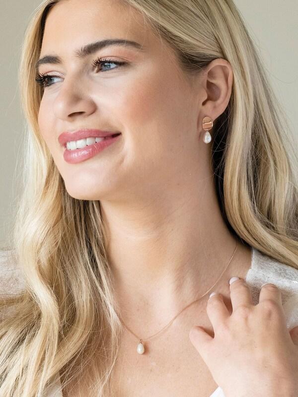 Seraphine Ivory & Co Gold Westbury Pearl Drop Pendant