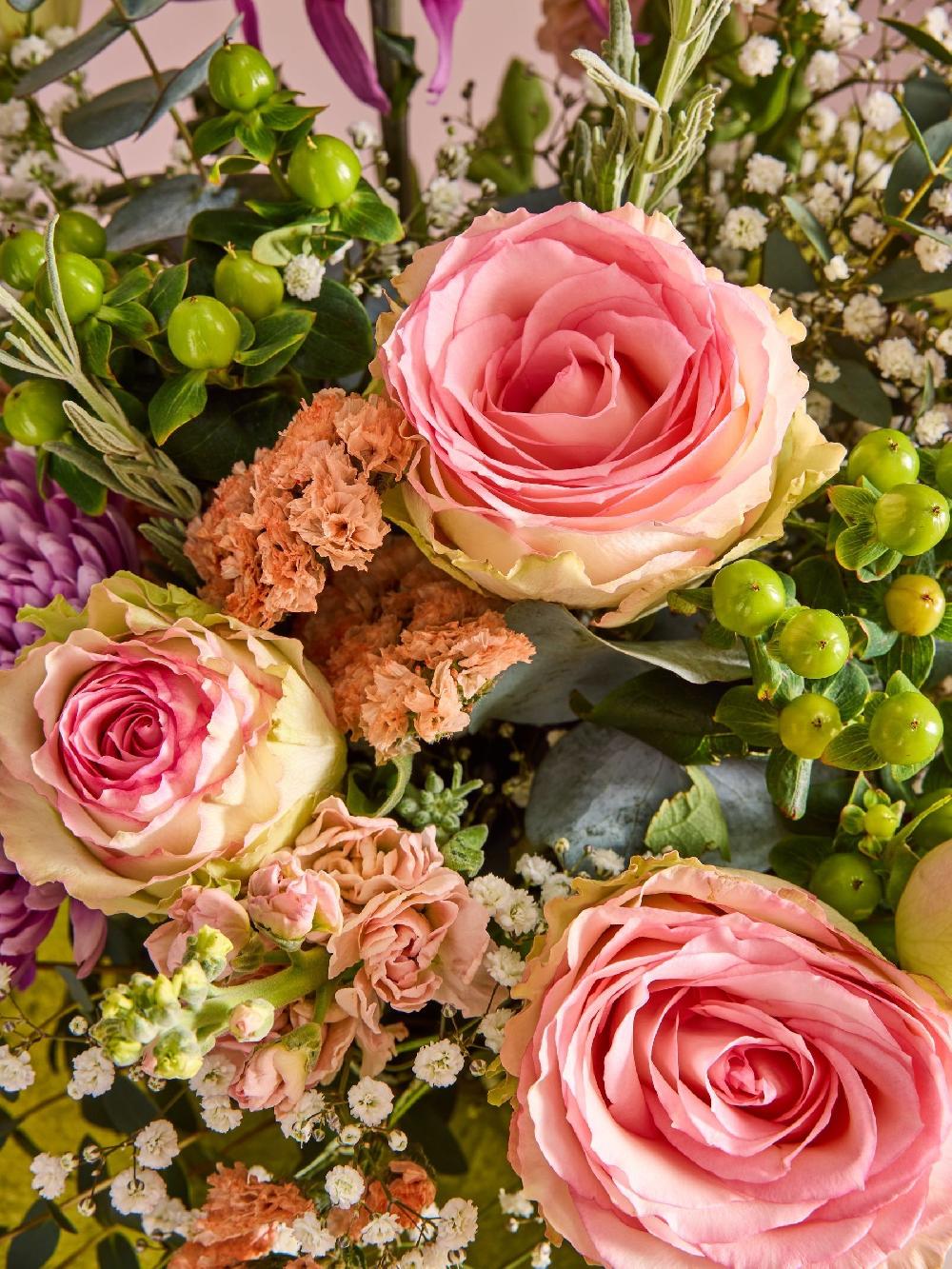 seraphine Laura Ashley Pink Rose and Gypsophillia Fresh Flower Bouquet in Ashstead Damask Hatbox