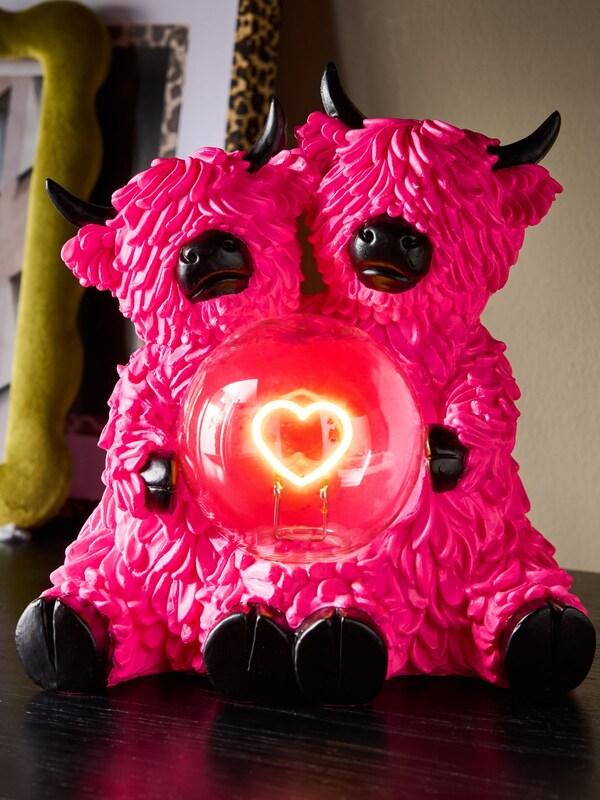 Seraphine Neon Pink Hamish The Highland Cow Feature Light