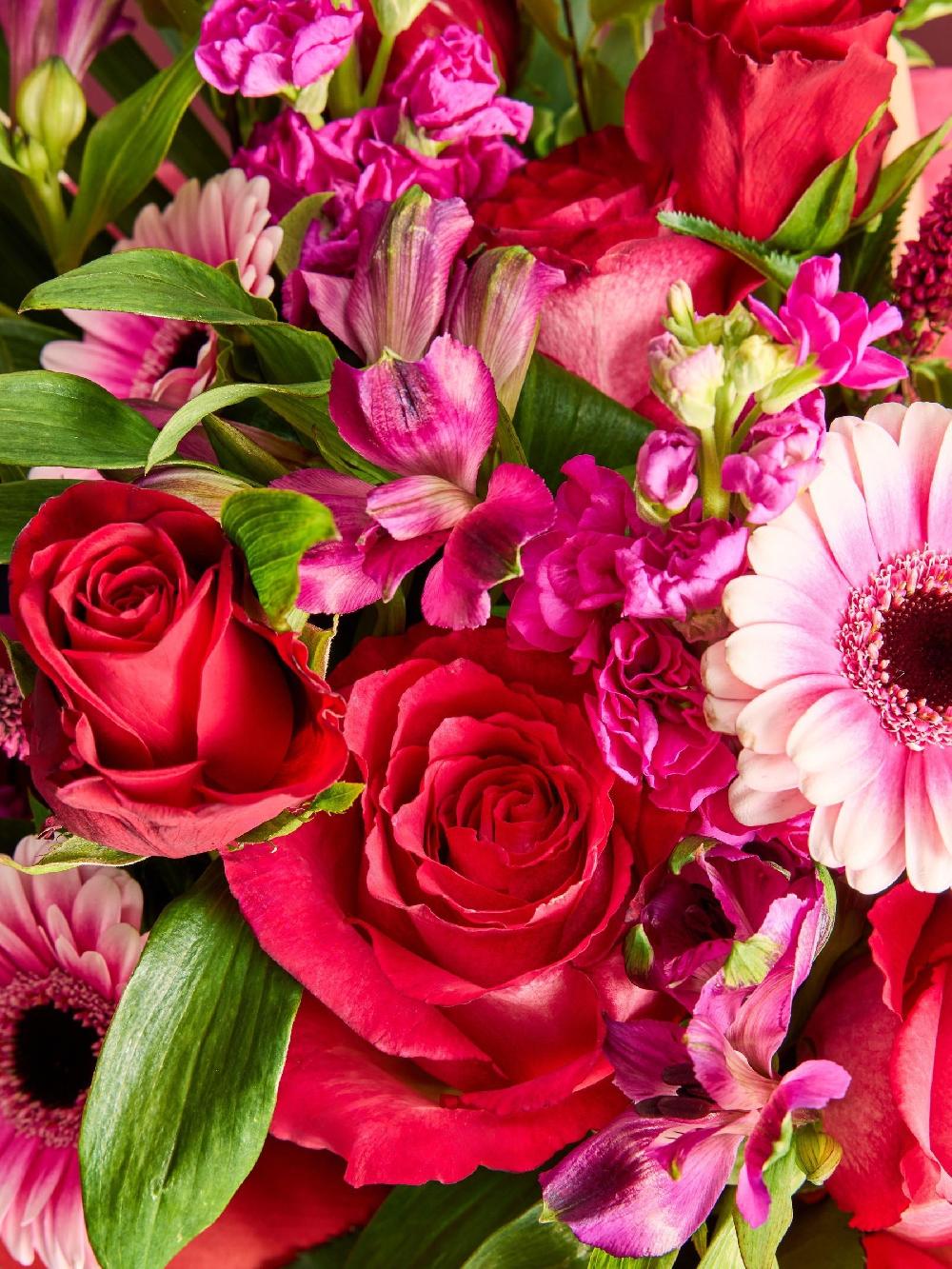 seraphine Red Valentine's Luxury Fresh Flower Bouquet