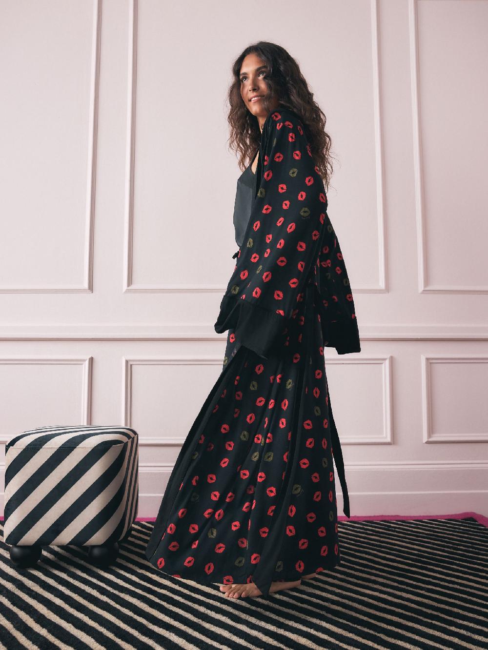 seraphine Rockett St George Black/Red Lips Jersey Robe