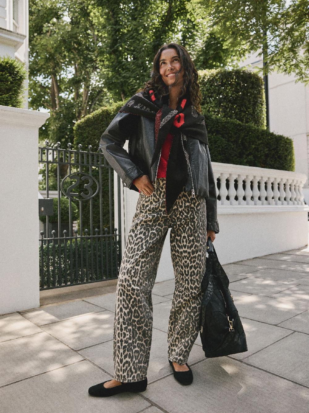 seraphine Rockett St George Black/Red Lips Midweight Scarf