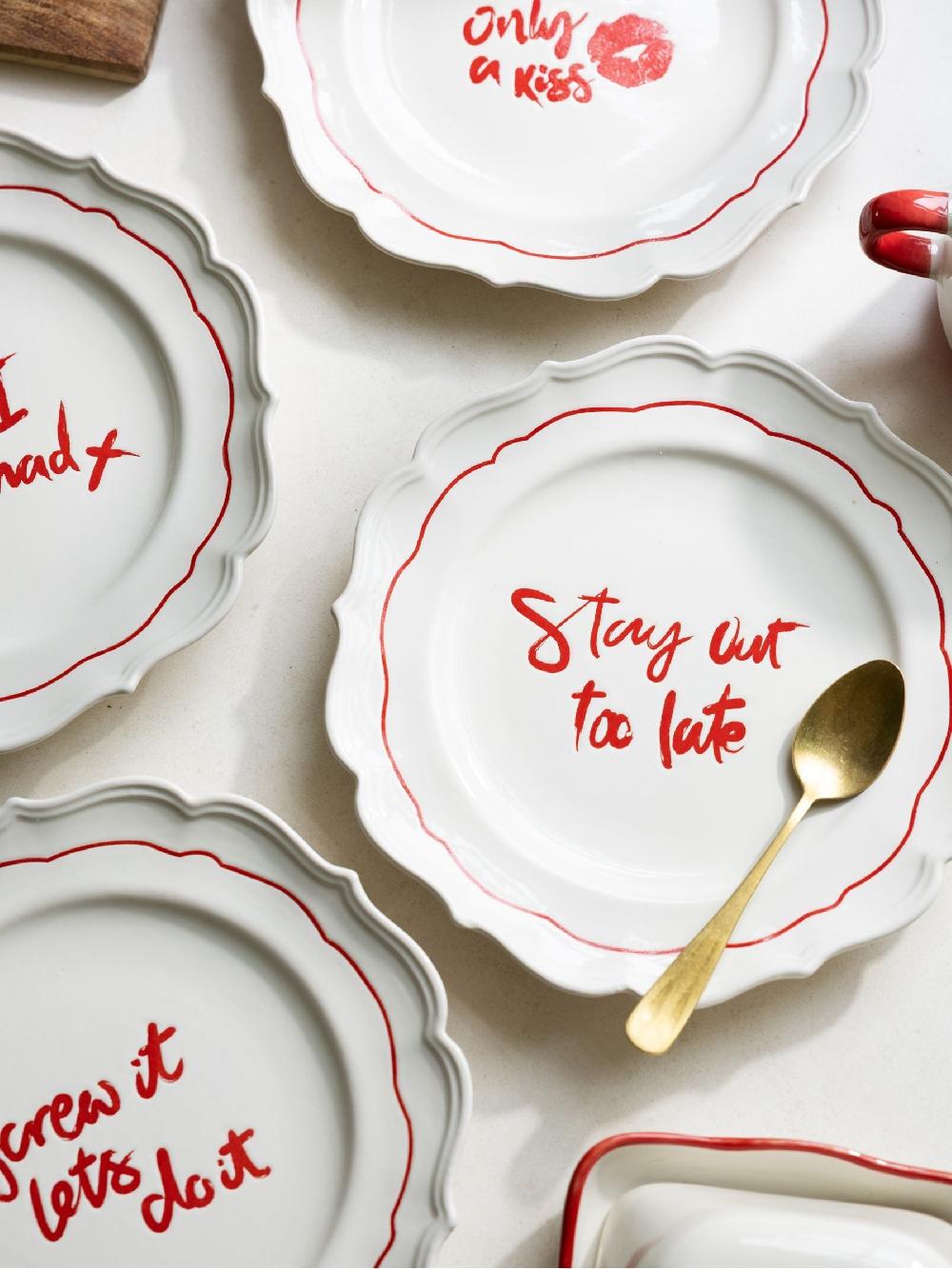 seraphine Rockett St George Set of 4 Red/Cream Lipstick Side Plates