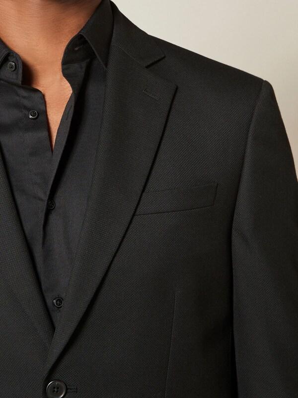 Seraphine Black Regular Fit Textured Suit Jacket