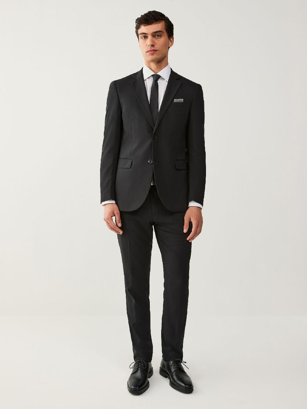 seraphine Black Slim Fit Essential Suit Jacket
