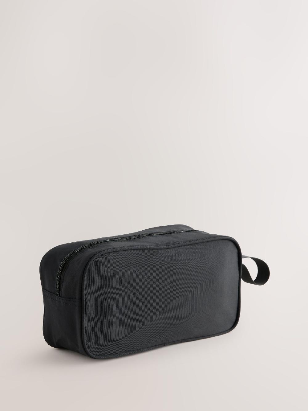 seraphine Black Washbag