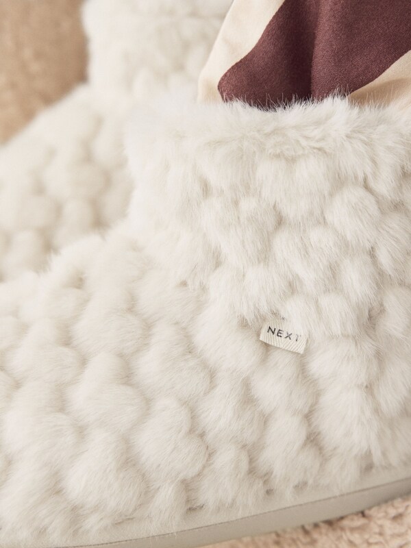 Seraphine Ecru Faux Fur Heart Slipper Boots