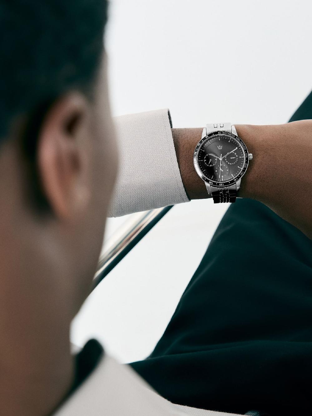 seraphine Gun Metal/Black Bracelet Watch