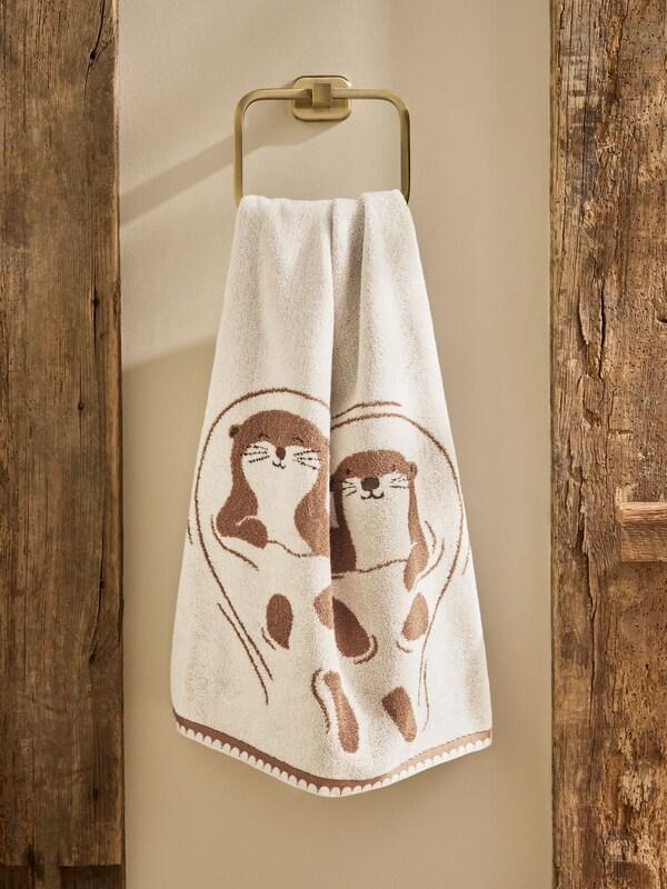 Seraphine Natural Otter Heart Towel