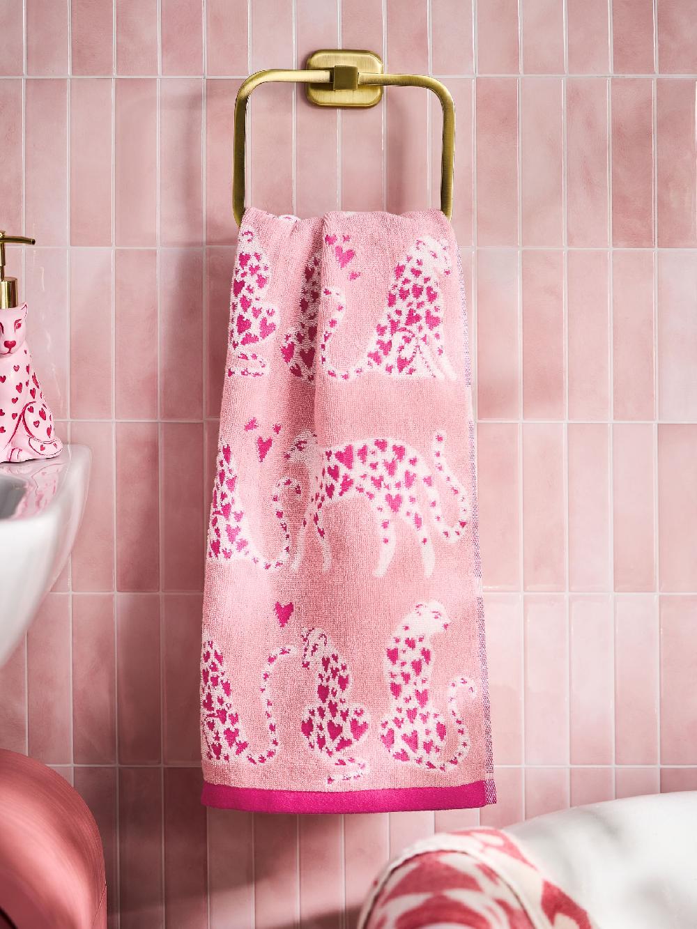 seraphine Pink Cheetah Valentines 100% Cotton Towel