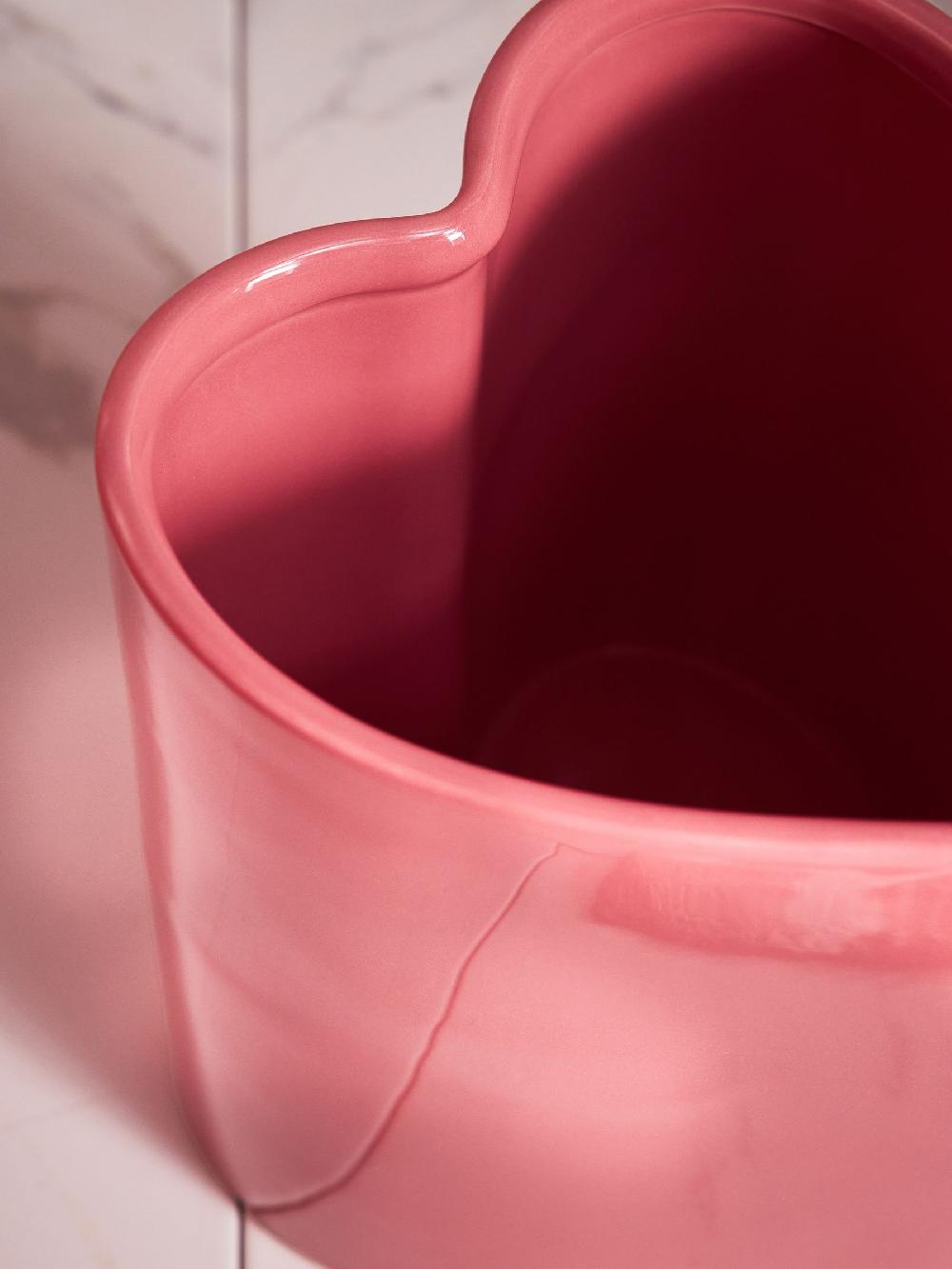 seraphine Pink Heart Shaped Bin
