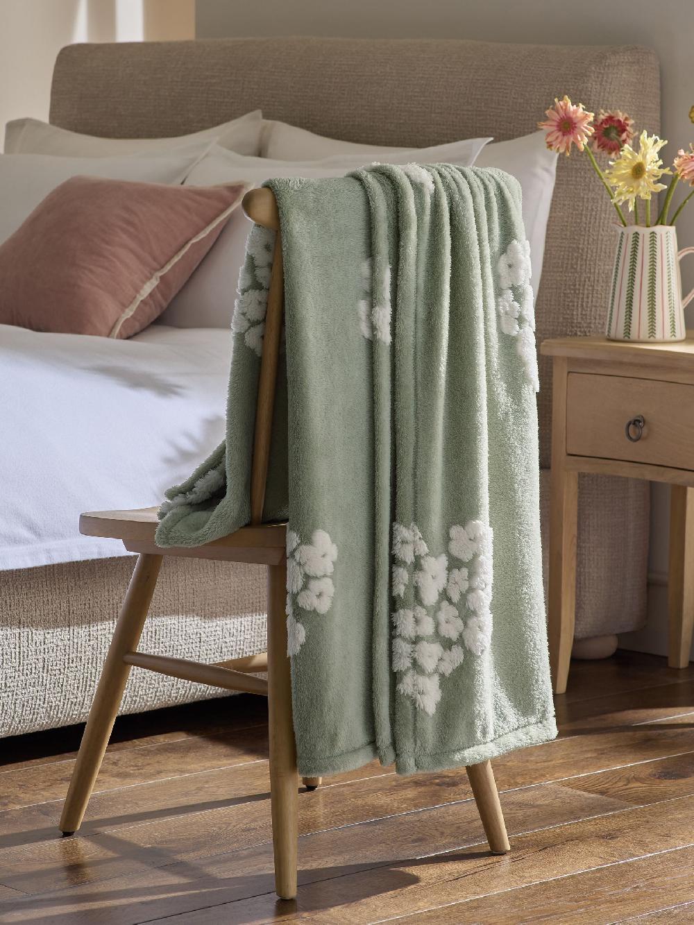 seraphine Sage Green Floral Hearts Fleece Throw