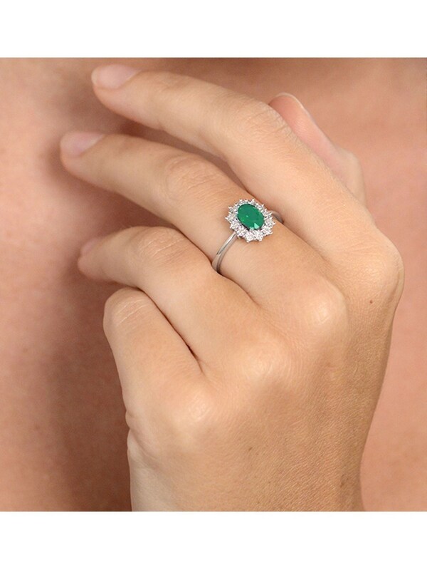 Seraphine The Diamond Store 925 Silver Emerald With Lab Diamond Halo 7 X 5mm Set Ring