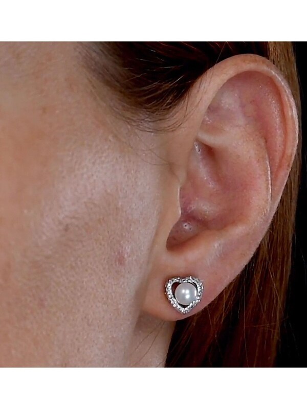 Seraphine The Diamond Store White Stellato Collection Pearl And Diamond Heart Earrings In 9K White Gold