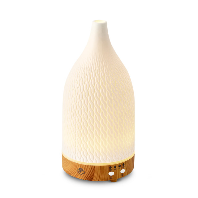 Serene House Crochet White 90 Ceramic Diffuser