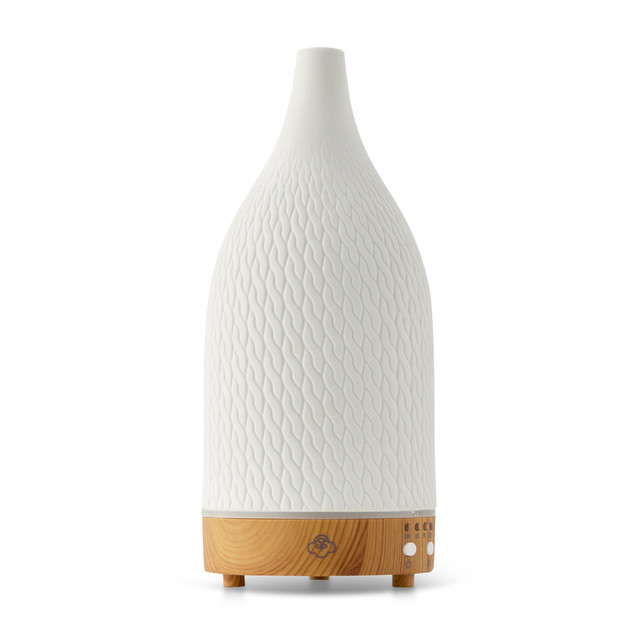 Serene House Crochet White 90 Ceramic Diffuser
