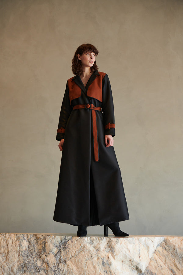 serrb Aw20 L01 Abaya