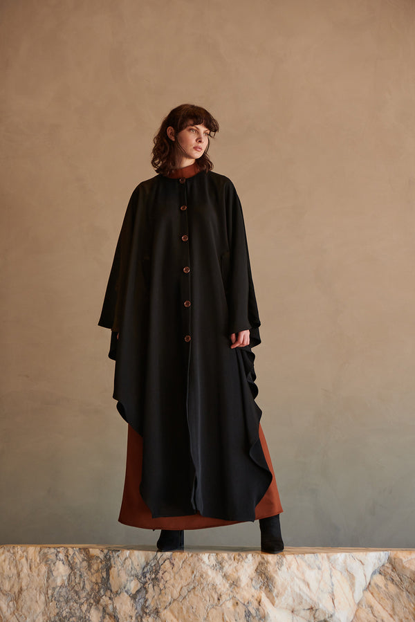 serrb Aw20 L06A Abaya