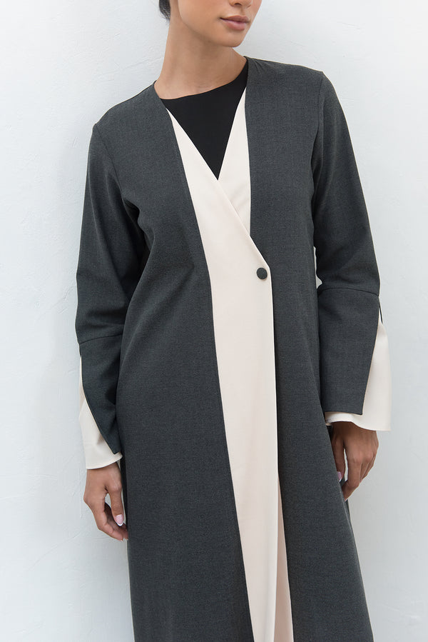 Serrb AW24 L01 Abaya