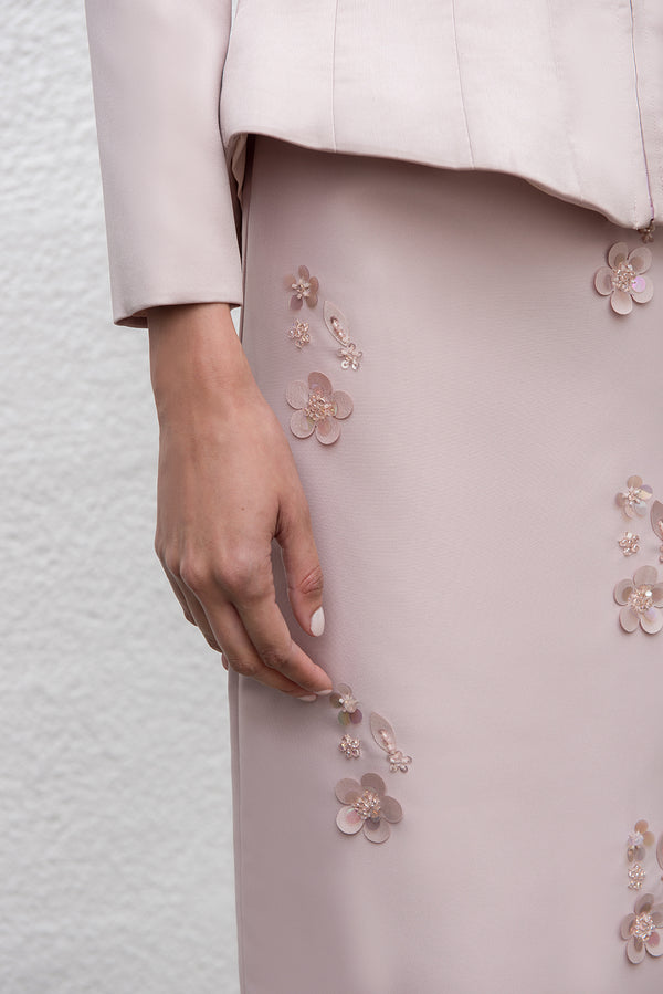 Serrb AW25 L16- Top & Skirt Dresses