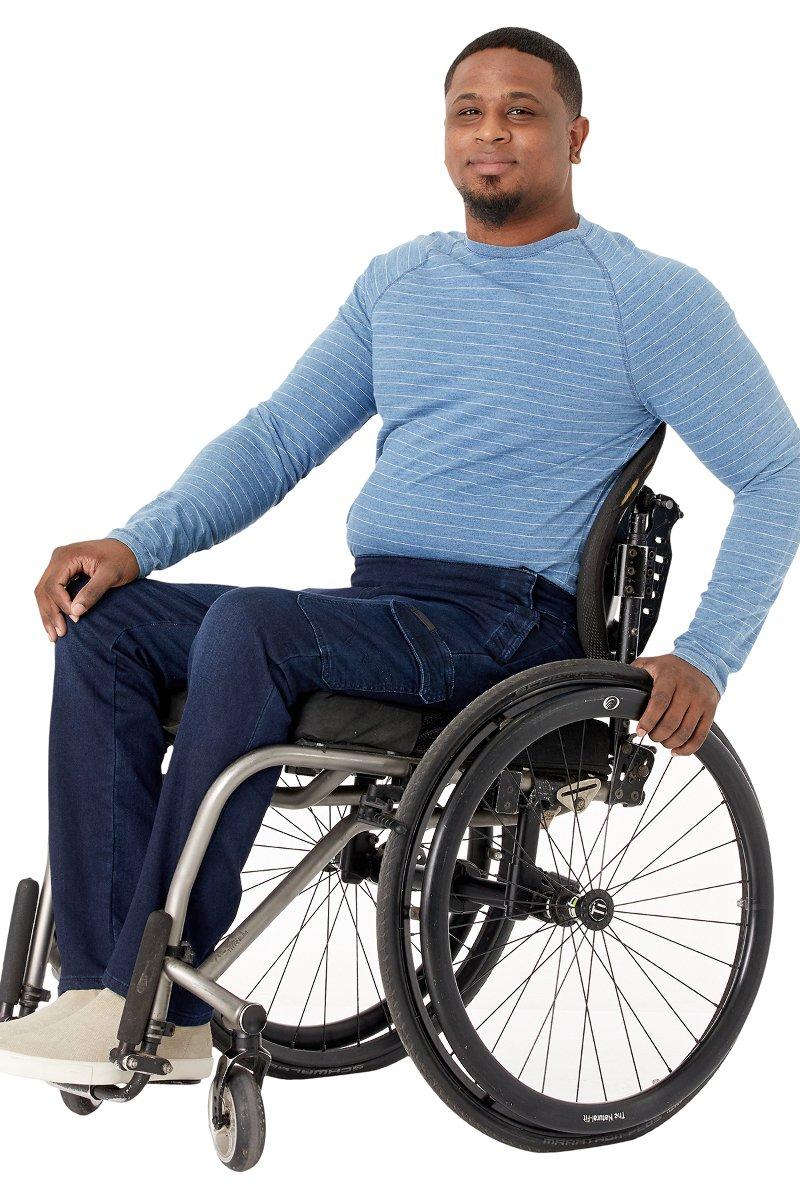 seven 7 Adaptive Slim Straight Seated Jogger Mosset Medium Wash