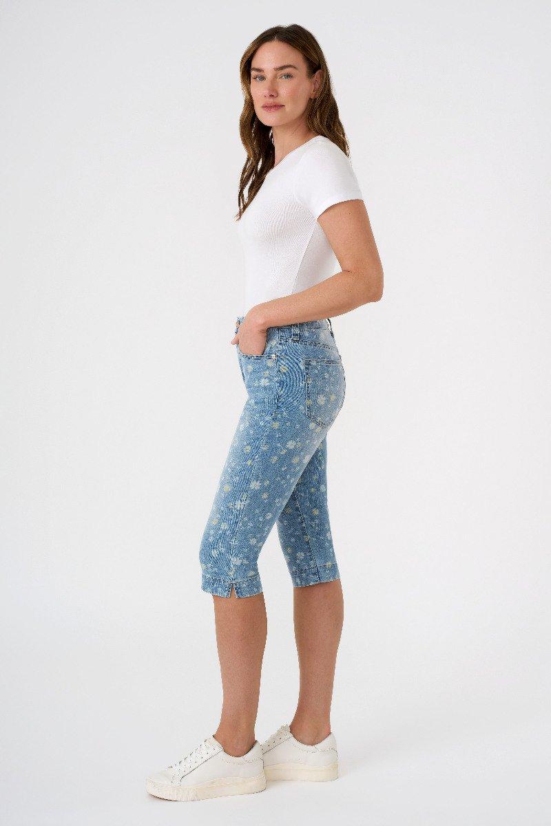 Seven 7 Audrey Pintuck Skimmer Jean Printed Daisy