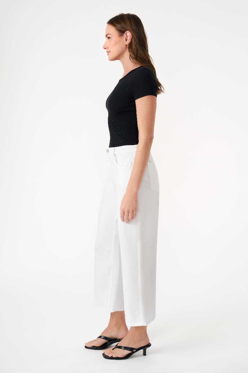 Seven 7 Featherweight Wide Leg Cropped Jean White