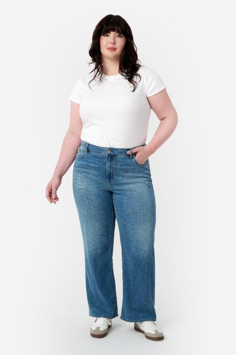 Seven 7 Featherweight Wide Leg Jean Las Vegas Wash