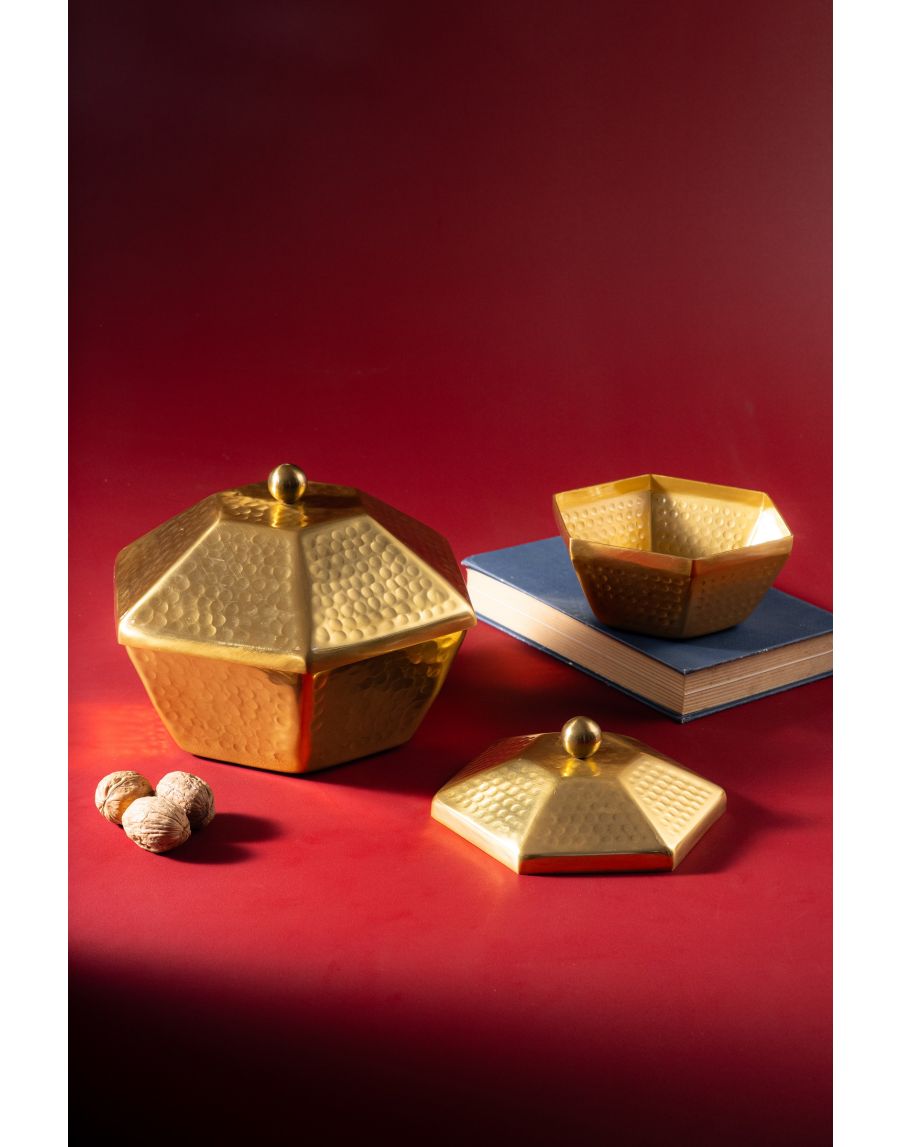 Sg Home Hexa Glow Golden Hammered Box With Lid - Large