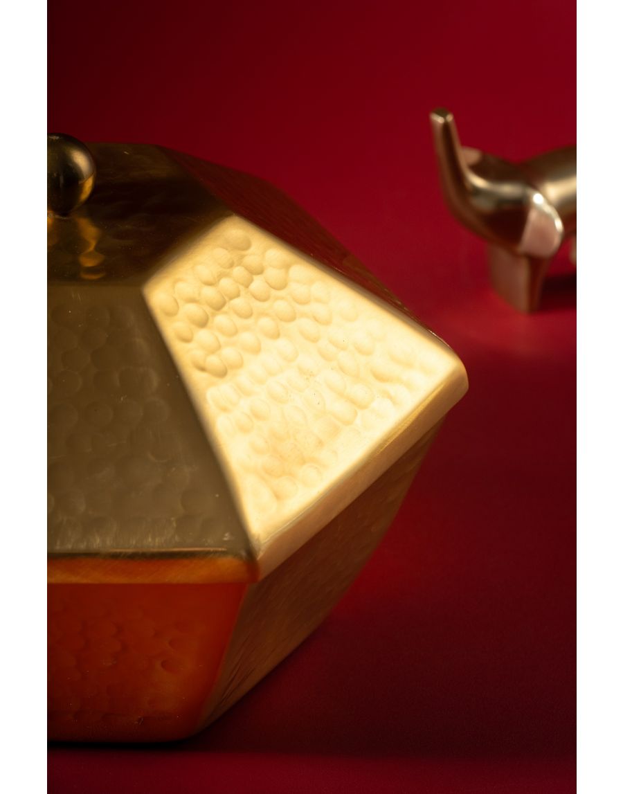 Sg Home Hexa Glow Golden Hammered Box With Lid - Large