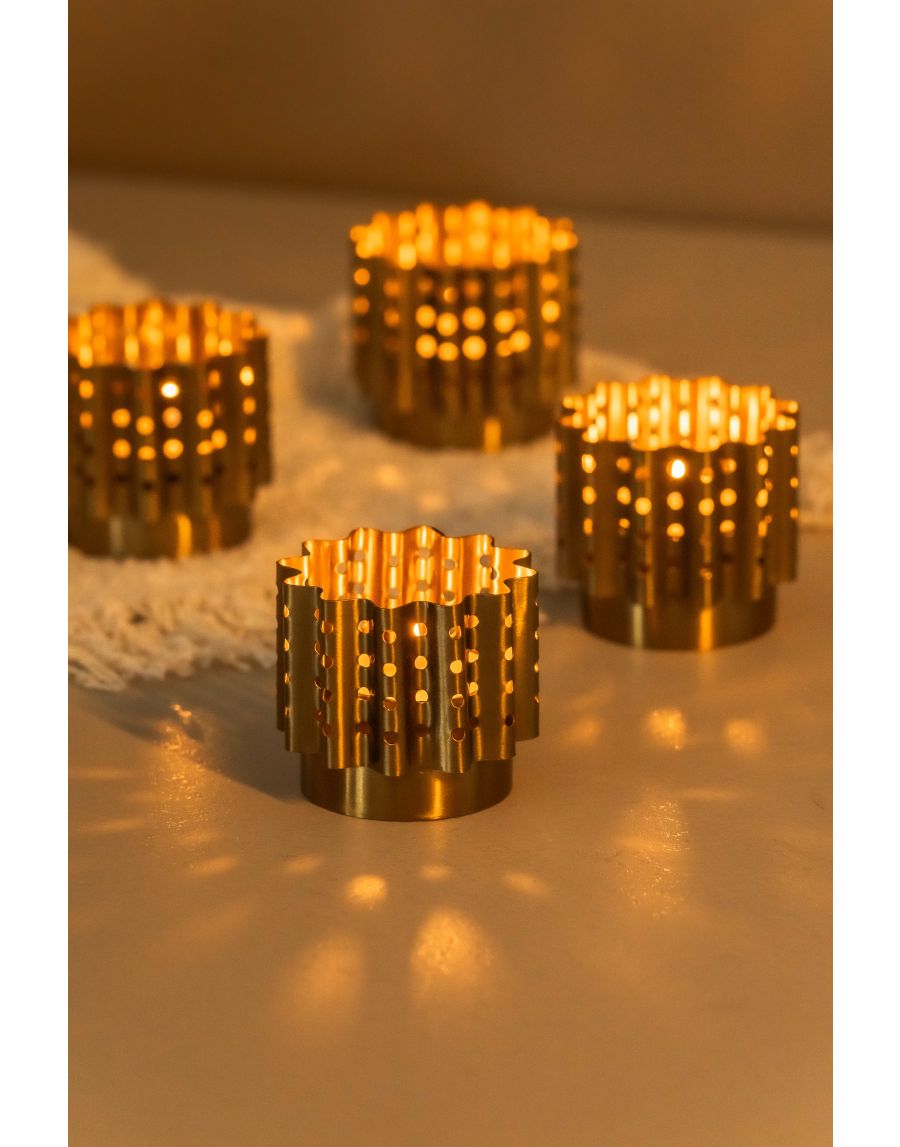 Sg Home Bright Tea Lights Gift Box (Set Of 4)